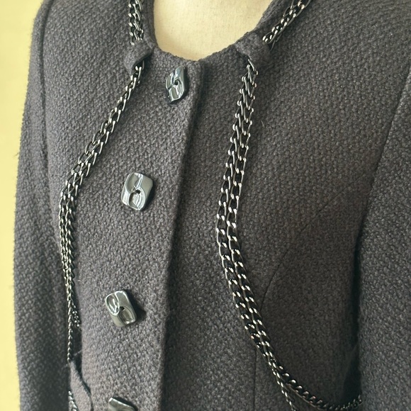 Insight New York | Black Wool Blend Lady Jacket with Chain Detail - Picture 2 of 8